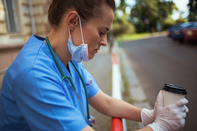 warning-signs-of-burnout-in-nurses
